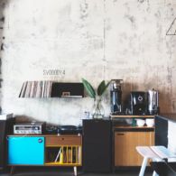 Inspirasi Beton Ekspos untuk Tembok Rumah. Kesan Homey dan Naturalnya Dapet Banget!