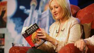 Kisah Sukses J.K. Rowling, Penulis Harry Potter. Sempat Hidup Terlunta-lunta
