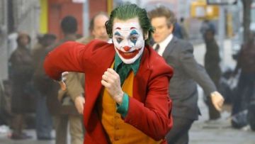 Review Film Joker: Saat Aktor Menjiwai Seni Peran, Film dan Pemain pun Laik Diganjar Penghargaan