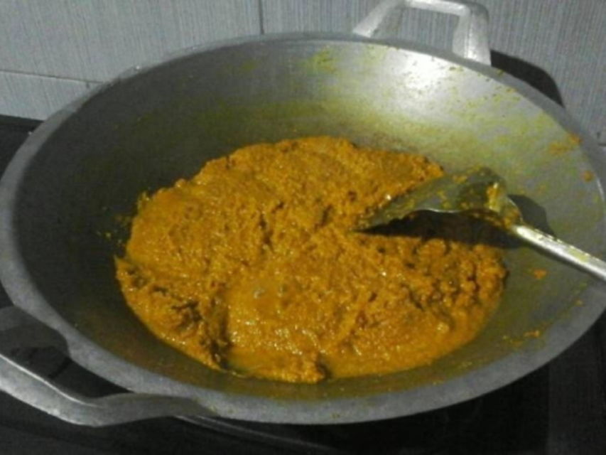 8 Trik Memasak Daging Ayam yang Bebas Bercak Darah. Matangnya Merata dan Nggak Bikin Muntah