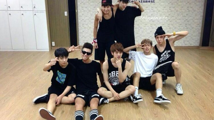 #HipweeDaebak – BTS. They Taught Me How to Love Myself
