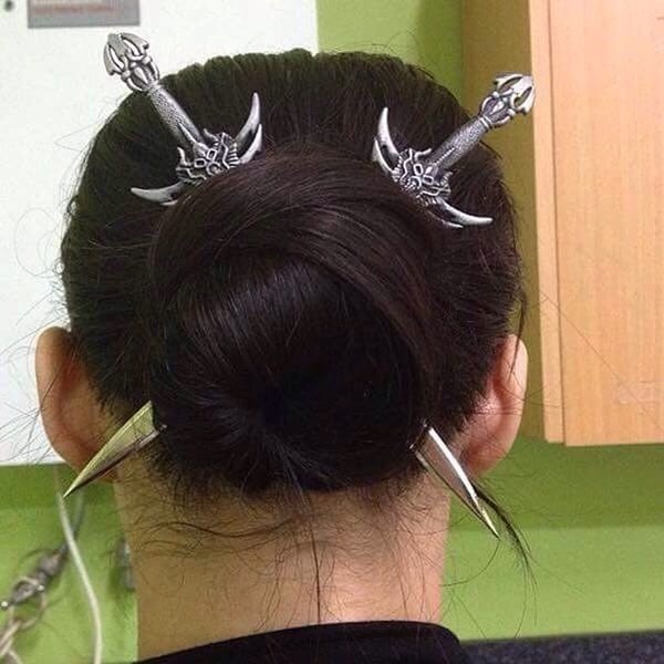 Ide Ikat Rambut dari Hal-Hal yang Nggak Kepikiran. Harga Ikat Rambut Paling Berapa sih? :(