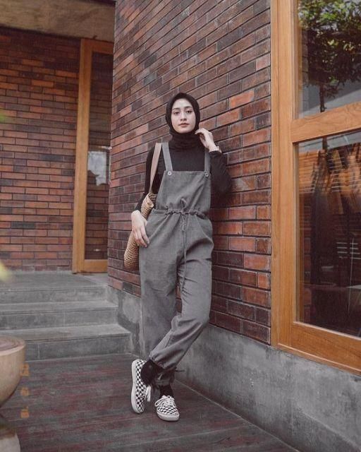9 Cara Tampil Sporty Kalau Bosan Sama Gaya Feminin; Tetap Sederhana Walau Kelihatan Beda!