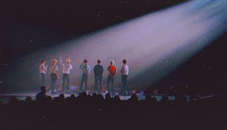 #HipweeDaebak-BTS, Boyband Korea Selatan yang Menjadi Inspirasi Para Penggemar Melalui Musik dan Koreografinya.