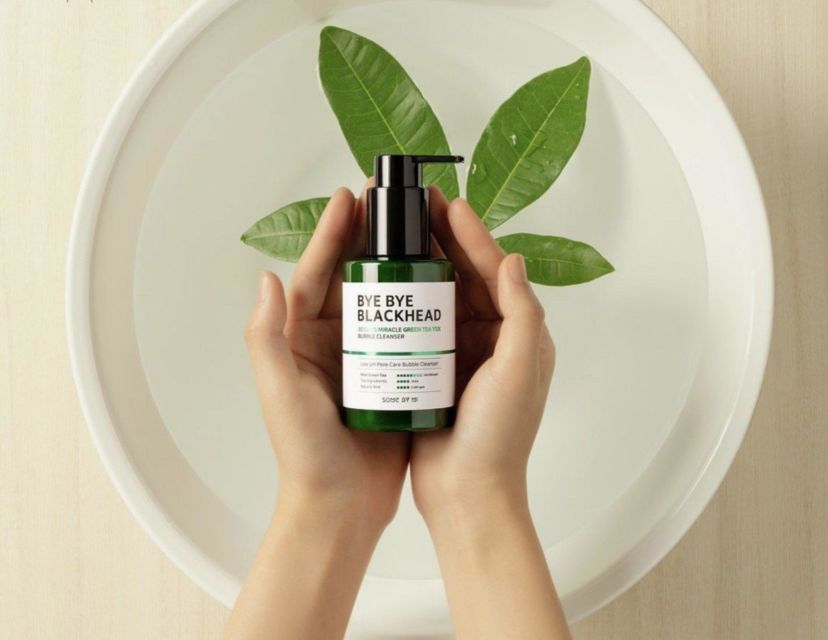 8 Produk Perawatan Wajah yang Viral di TikTok. Lengkap dari Masker Organik Sampai Acne Lotion