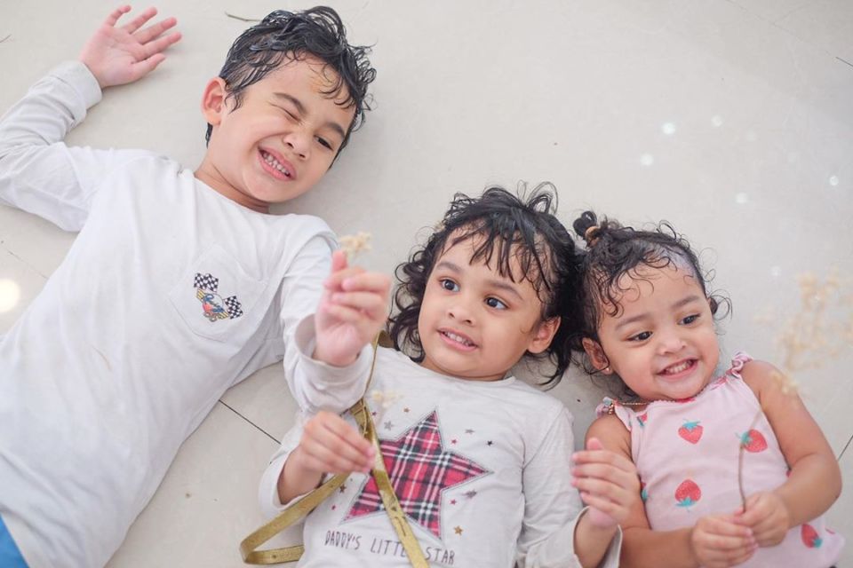 Lagi-Lagi Idap Kista Usai Lahirkan Anak Ketiga, Shireen Sungkar Heran karena Sebelumnya Udah Operasi 6 Lagi-Lagi Idap Kista Usai Lahirkan Anak Ketiga, Shireen Sungkar Heran karena Sebelumnya Udah Operasi