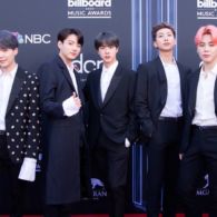 #HipweeDaebak-7 Lagu BTS yang Menginspirasi Tentang Meraih Impian.