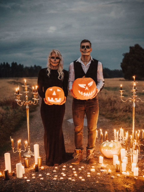 8 Ide Unik Foto Pasangan Pengantin Tema Halloween. Super Nyentrik, tapi Nggak Gitu Seram kok~
