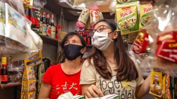 GrabAssistant Bantu Pedagang Pasar Tradisional Berjualan di Tengah Pandemi