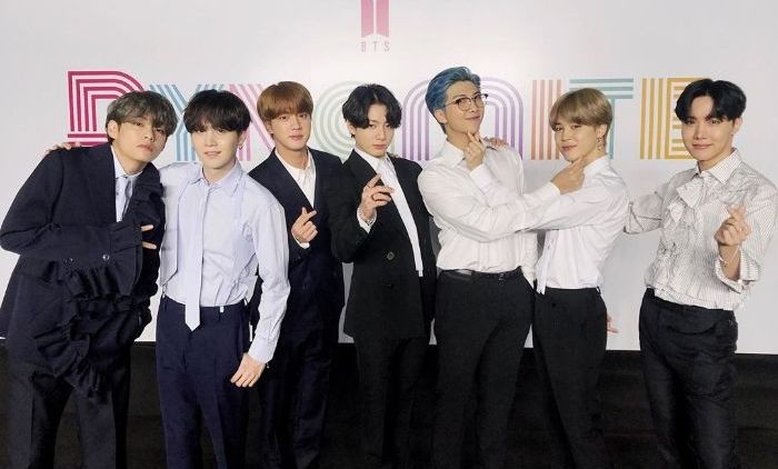 #HipweeDaebak–Bagaimana Bisa Aku Mengidolakan BTS?
