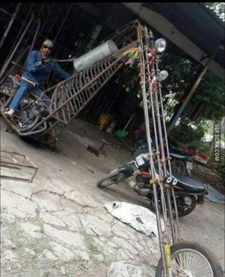 Kreatif sih Boleh Aja. Tapi Kalau Modifikasi Sepeda Motor Model Begini, Apa Tujuannya, ya?