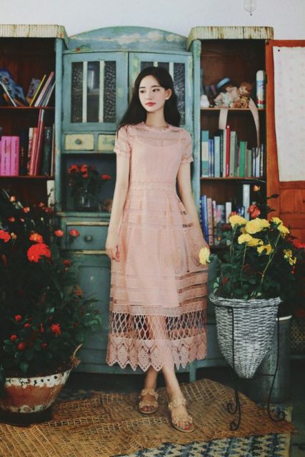 9 Model Dress Korea yang Bisa Jadi Referensi Buat Jadi Kebaya Modern. Anggun dan Manis! 19 9 Model Dress Korea yang Bisa Jadi Referensi Buat Jadi Kebaya Modern. Anggun dan Manis!