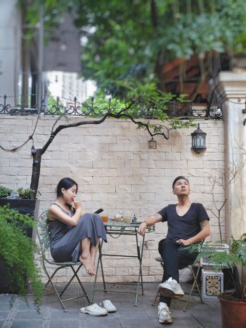 12 Ide Pre-wedding dengan Latar yang Realis, Unik, dan Menggemaskan! 24