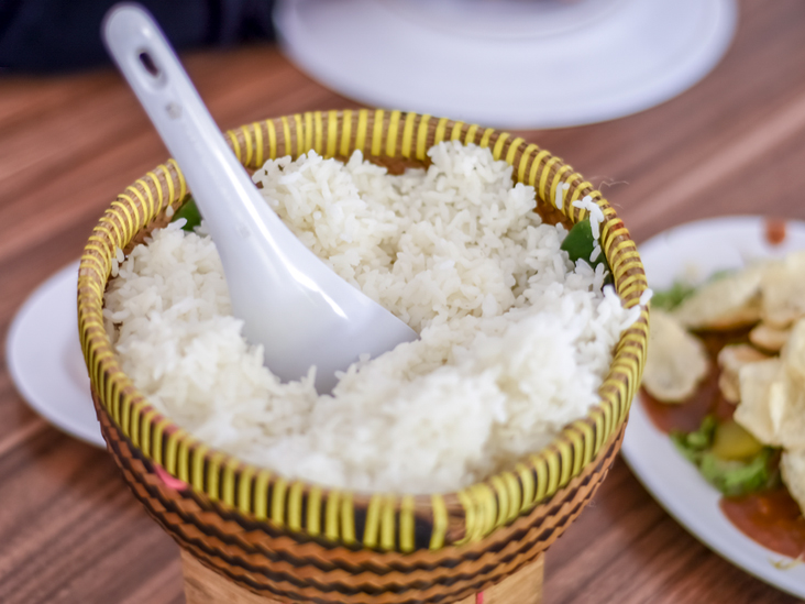 karbohidrat dalam nasi putih