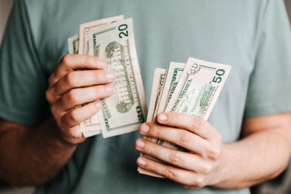 7 Ciri Investasi Bodong yang Bisa Diingat. Biasanya Menawarkan Untung Jutaan Secara Singkat