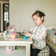 Agar Belajar Daring Terasa Menyenangkan, Berikut 5 Tips Orang Tua Melatih Anak Usia Dini