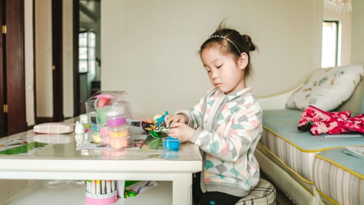 Agar Belajar Daring Terasa Menyenangkan, Berikut 5 Tips Orang Tua Melatih Anak Usia Dini