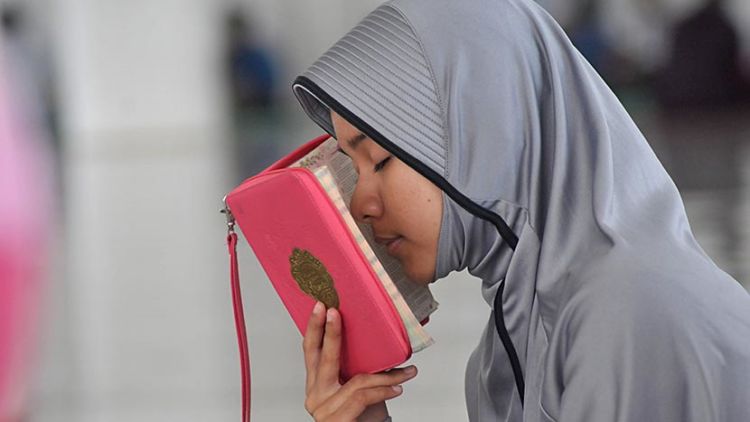 Menggapai Mahkota Untuk Ibu di Akhirat Nanti