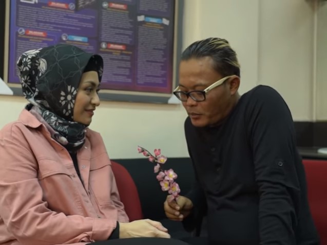 Hapus Tato hingga Hibahkan Baju Manggung, ini Perubahan Nathalie Holscher Pasca Jadi Mualaf
