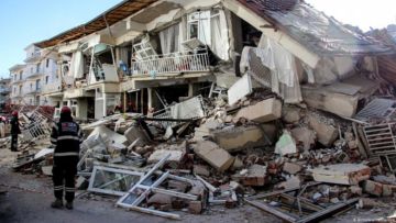 Beberapa Fakta Dari Gempa Turki dan Yunani, Setidaknya 20 Bangunan Hancur dan Menelan Lebih dari 20 Korban Jiwa