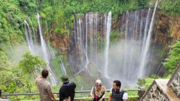 #DiIndonesiaAja-Nggak Perlu Jauh-Jauh ke Niagara. Ternyata Indonesia juga Punya dan Nggak Kalah Indah!