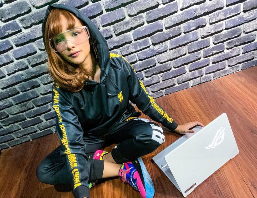 10 Gamers Cewek Indonesia yang Kemampuannya juga Patut Dijagokan. Idola Banget!