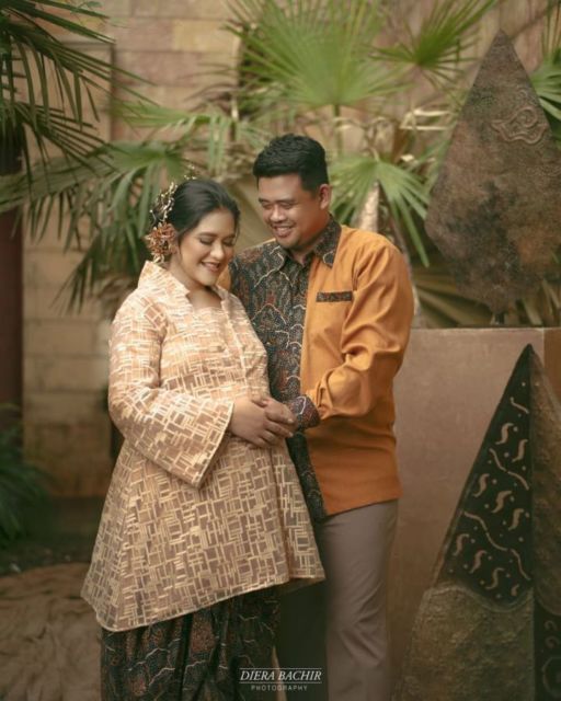 Inspirasi Model Kebaya yang Pernah Dipakai Kahiyang Ayu; Semuanya Simpel tapi Elegan!