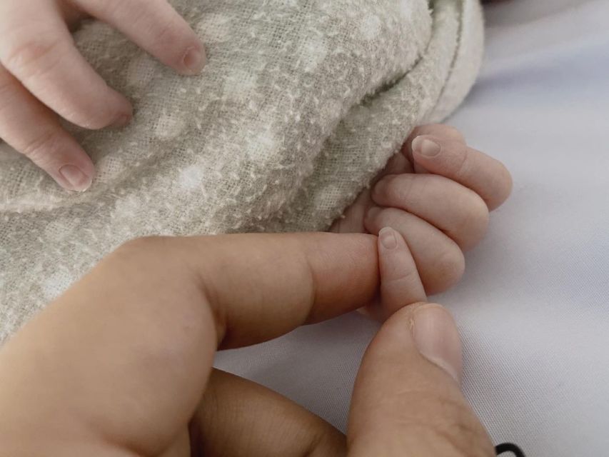Akhirnya Melahirkan Anak keempat, Oki Setiana Dewi Sempat Syok Bayinya Tak Menangis Kencang 6 Akhirnya Melahirkan Anak keempat, Oki Setiana Dewi Sempat Syok Bayinya Tak Menangis Kencang