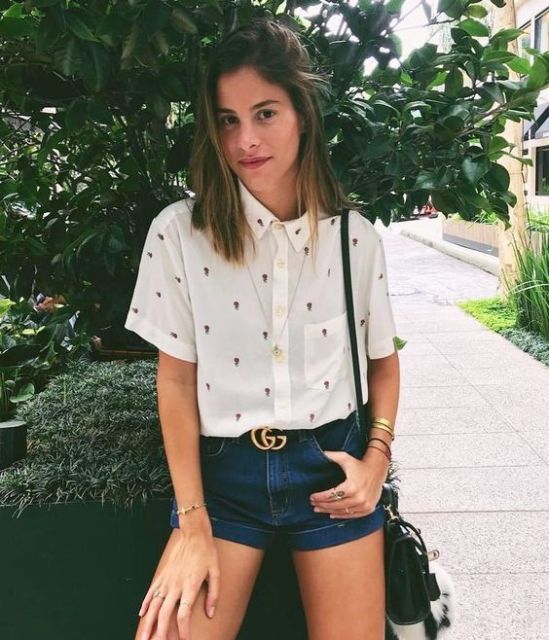 Manis Banget! 9 Motif Kemeja Lengan Pendek Ini Pas Banget Buat Menunjang Penampilan