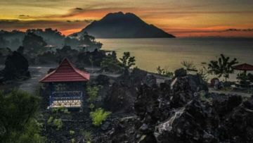 #DiIndonesiaAja-Selain Membawa Bencana, Ternyata Tragedi Meletusnya Gunung Gamalama Juga Membawa Berkat!