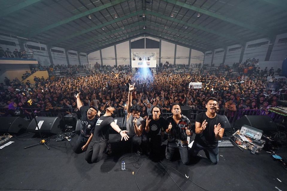 10 Musisi Indonesia Berprestasi yang Mengisi Soundtrack Film dan Serial Luar Negeri. Keren Banget!