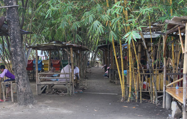 #DiIndonesiaAja-Menikmati Suasana Sejuk di Rindangnya Hutan Bambu Kota Bekasi.