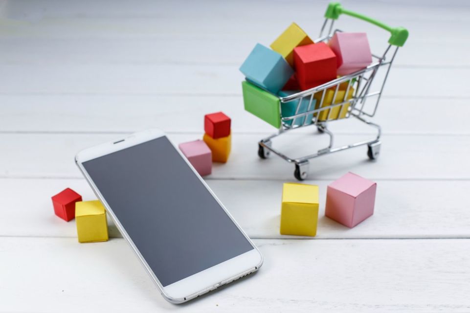 5 Tipe Pembeli Online Paling Umum. Kamu Termasuk yang Mana nih?