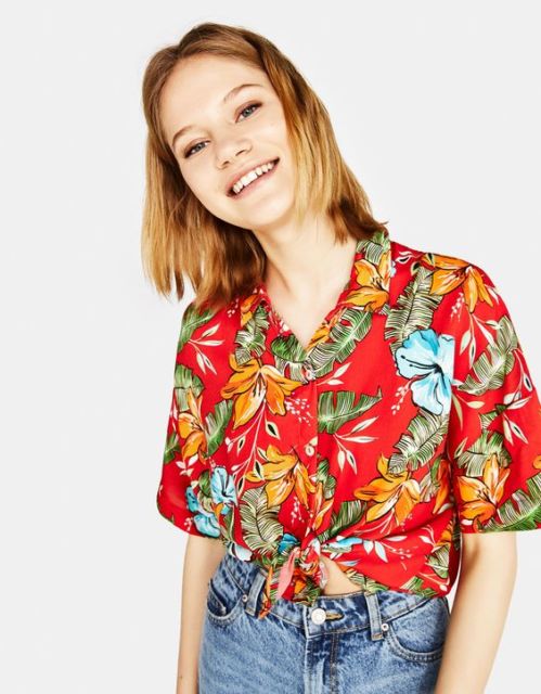 Manis Banget! 9 Motif Kemeja Lengan Pendek Ini Pas Banget Buat Menunjang Penampilan