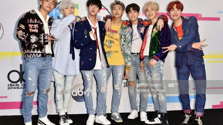 #HipweeDaebak-Dari Awam Menjadi Penggemar, Curhatan K-Popers.
