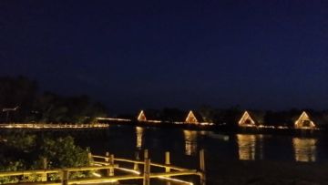 #DiIndonesiaAja-Menikmati Senja Hari Pantai e-Kasoghi