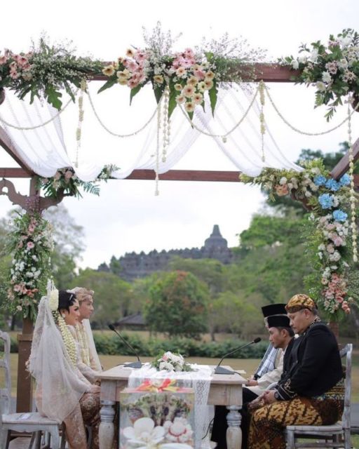 6 Lokasi Pernikahan Artis Komplet dengan Biayanya. Bukan di Hotel Melulu Ternyata~ 16 6 Lokasi Pernikahan Artis Komplet dengan Biayanya. Bukan di Hotel Melulu Ternyata~