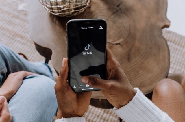 Bosan Selama Social Distancing? Generasi Muda Memilih TikTok sebagai Sarana Berkreasi
