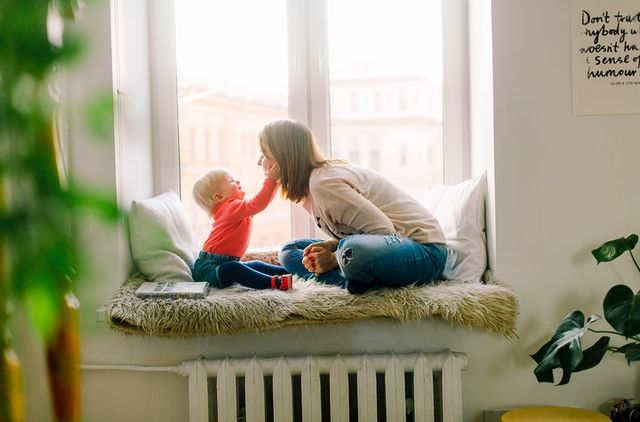 Dari Finansial hingga Saling Menyayangi, Ini 5 Pesan yang Harus Ditanamkan ke Anak Sejak Dini