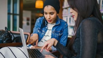 Marketing, Selling, dan Branding. Tiga Hal yang Nggak Boleh Kamu Lewatkan dalam Memulai Bisnis