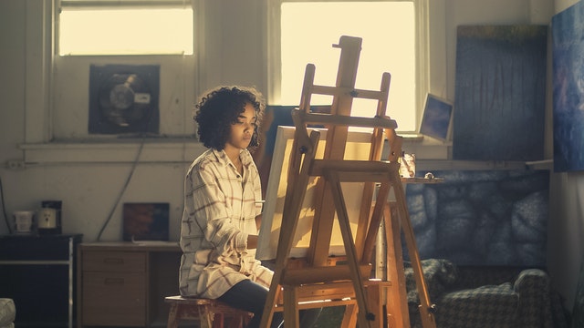 Bibliotherapy Kreatif: Cara Mudah dan Murah Mencegah Stres di Masa Pandemi