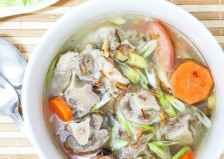 Aneka Resep Sop Buntut dari yang Sederhana Sampai Ala Hotel Bintang Lima. Kamu Bisa Buat juga!