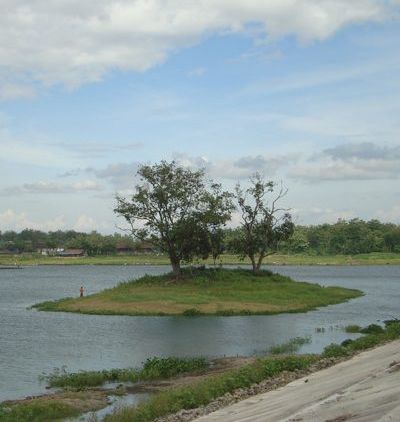 #DiIndonesiaAja-Waduk Cengklik Sudah Biasa Jadi Tempat Wisata Lokal, Coba Memancing Sambil Tamasya.