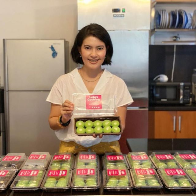 Bukan Restoran, 7 Artis ini Pilih Konsep Warteg untuk Jualan Kuliner. Udah Pernah Nyoba?