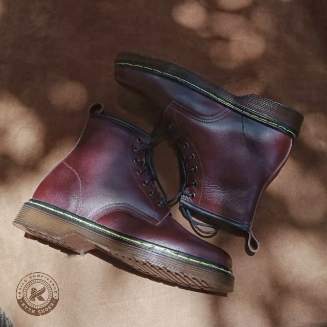 8 Rekomendasi Sepatu Kulit Pria yang Kece Parah Desainnya. Ada yang Berbahan Kulit Nabati!