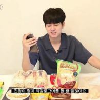 5 Produk Indonesia Ini Laris Manis di Korea. Ada yang Dipake Sehun EXO Loh!