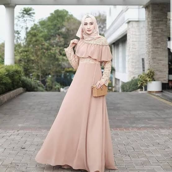 Mewah tapi Simpel, Ini 8 Kebaya Bernuansa Emas Buat Hijabers Demi Menyambut 2021!