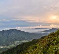 Indahnya Pemandangan Gunung Pulosari, Yakin Nggak Mau Main ke Sini?
