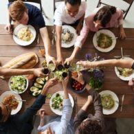 Tahun Baru di Rumah Aja? Yuk Sajikan 5 Makanan Ini yang Pastinya Cocok Disajikan Ketika Perayaan Tahun Baru!