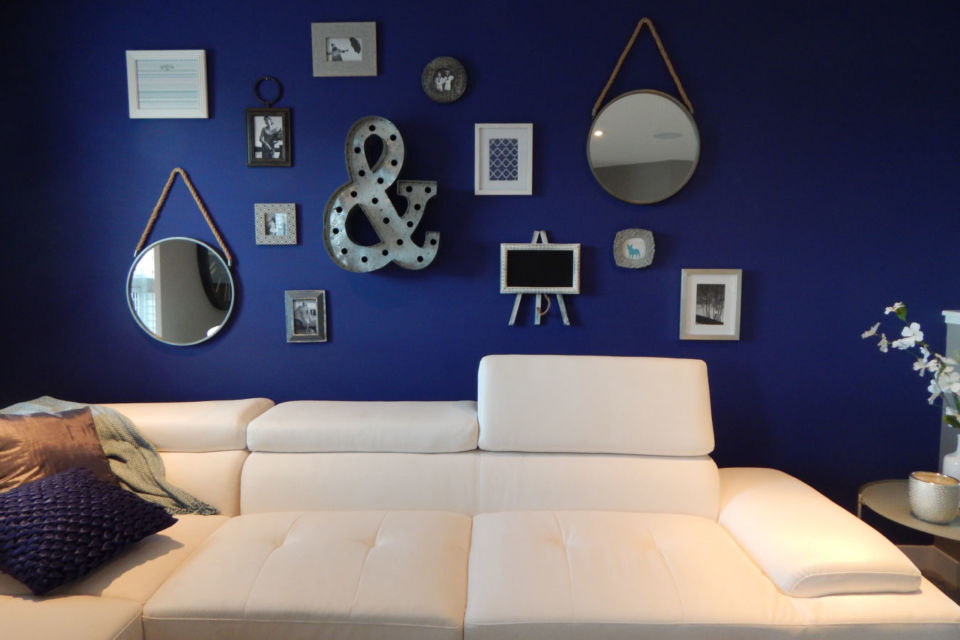 7 Dekorasi Dinding Kamar Tidur yang Nggak Perlu Bikin Baru. Seringnya Pakai DIY Susah Ditiru